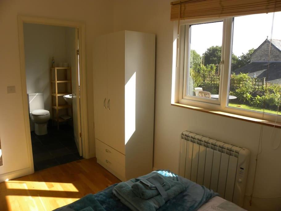 Oakey Orchard - Cosy Apartment In Tamar Valley, Cornwall Saint Dominick ภายนอก รูปภาพ