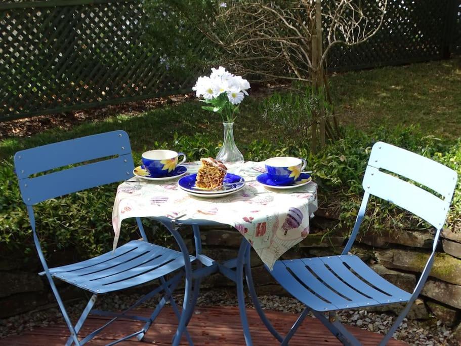 Oakey Orchard - Cosy Apartment In Tamar Valley, Cornwall Saint Dominick ภายนอก รูปภาพ